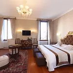 Гостевой дом 40.17 San Marco 4*