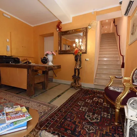 40.17 San Marco בית הארחה 4*