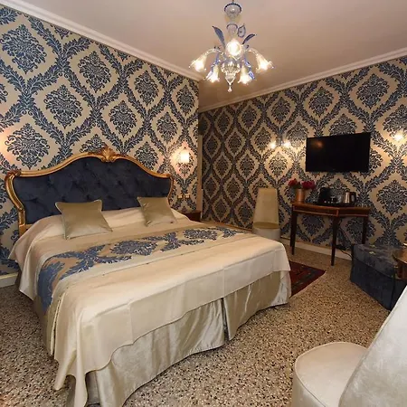 40.17 San Marco 4* ונציה